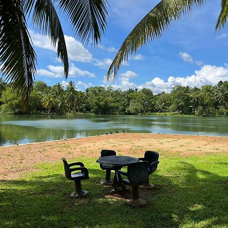 Yonan River Face Safari Resort اوداوالاوي المظهر الخارجي الصورة